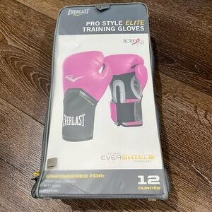 NWT everlast pro style elite training gloves pink 12 ounces